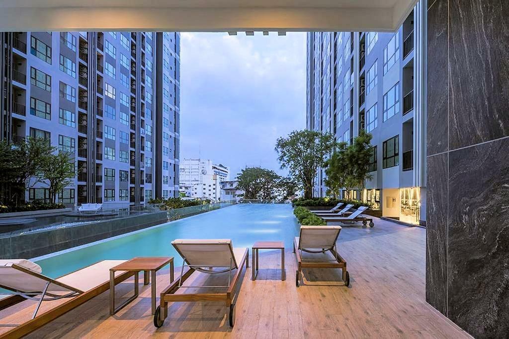 The Base Central Pattaya By Pattaya Holiday Екстер'єр фото