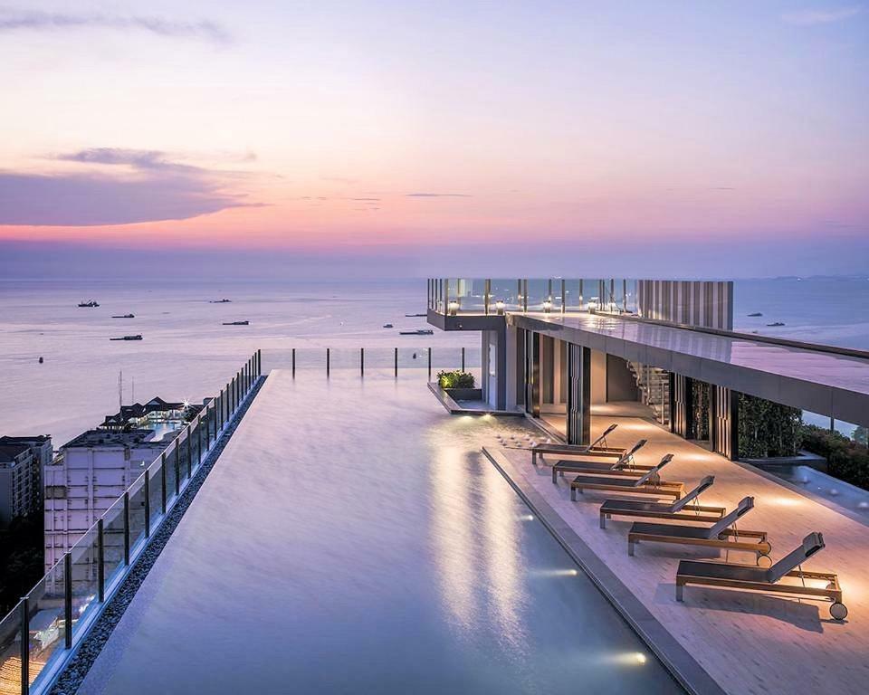 The Base Central Pattaya By Pattaya Holiday Екстер'єр фото