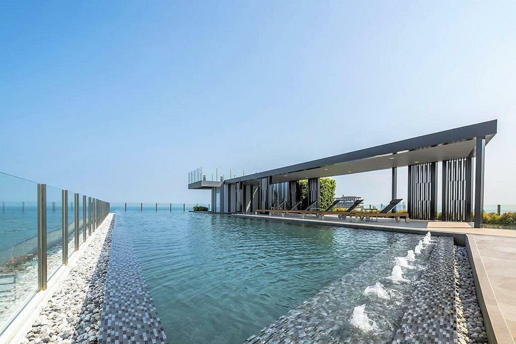 The Base Central Pattaya By Pattaya Holiday Екстер'єр фото